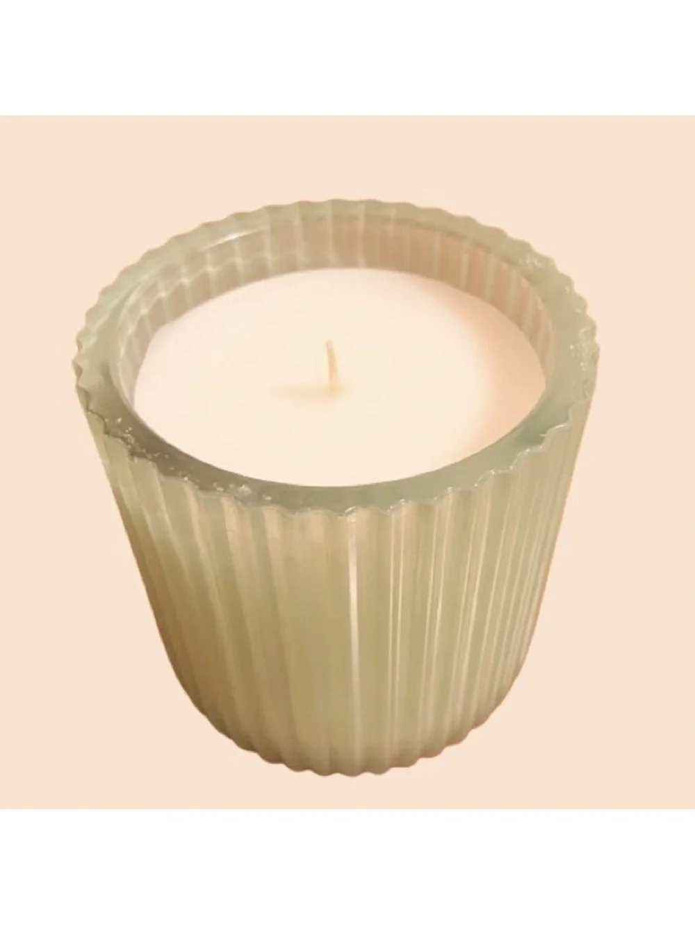 🆕- Laura Ashley Gardenia Blossom Soy Blend 8oz Candle in Gift Box